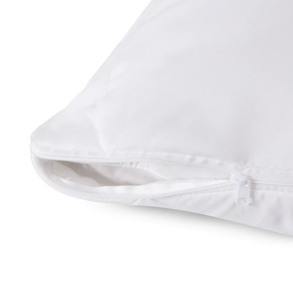 King Pillow Protectors Zippered White 21x36